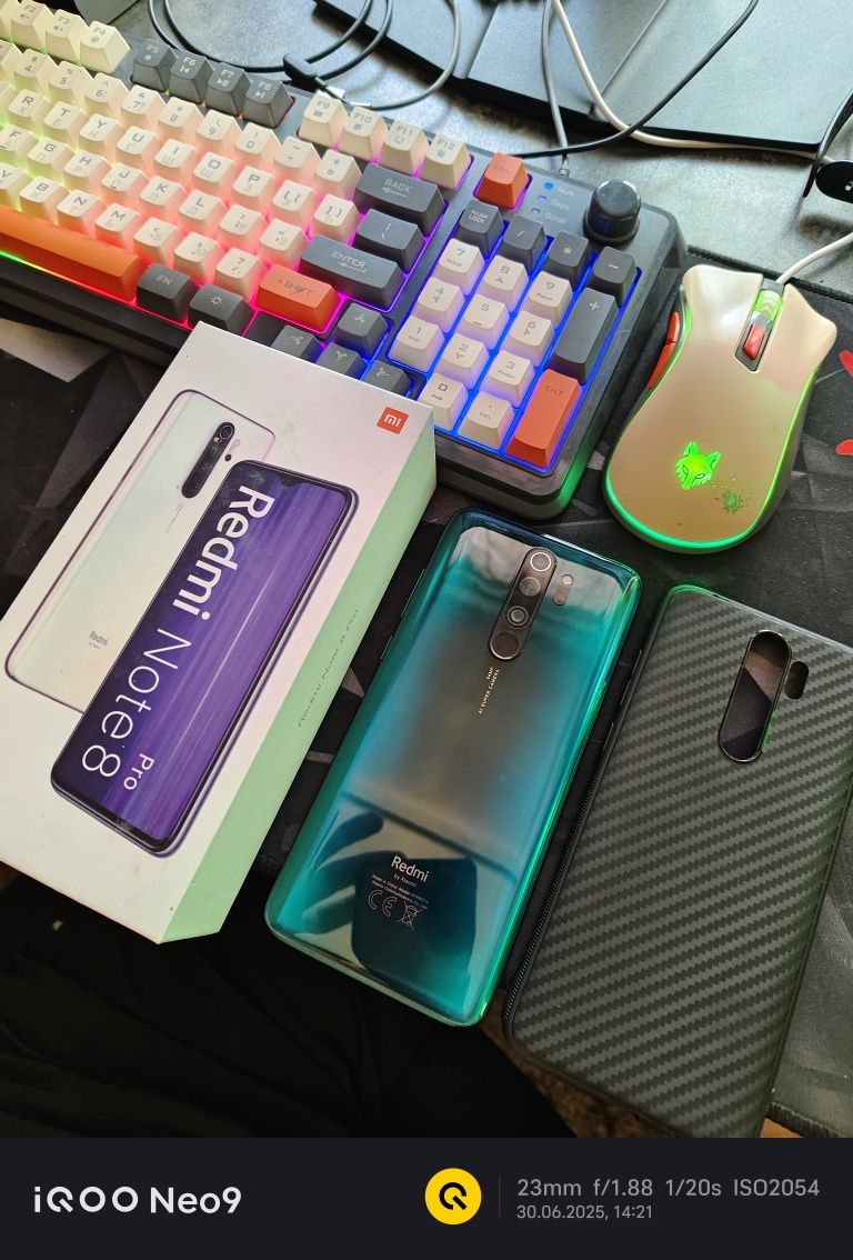 Обменяю redmi note 8 pro 128gb