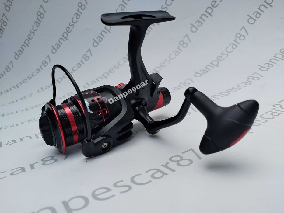 Mulineta FL Team Feeder FRA4000 cu Baitrunner 9 rulmenti