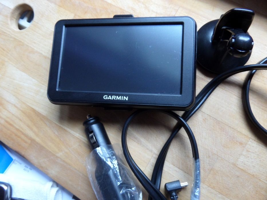 GPS Navigatie Garmin Nuvi 50LM, diagonala 5.0”, Full Europe, Romana