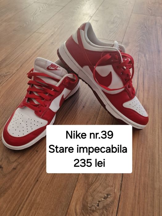 Se vind adidasi nike