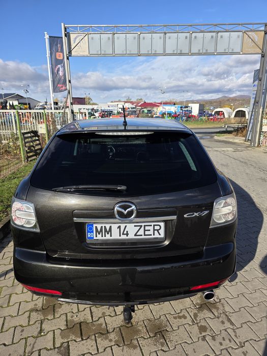 Vând sau schimb Mazda CX-7
