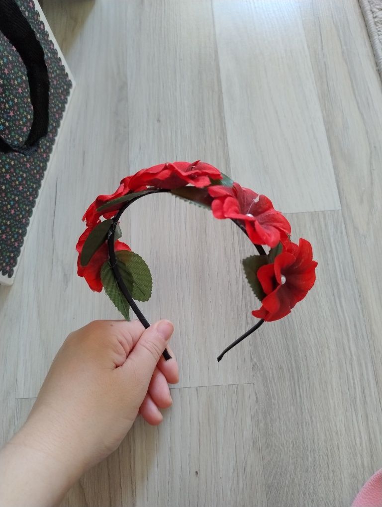 Диадема за народни танци