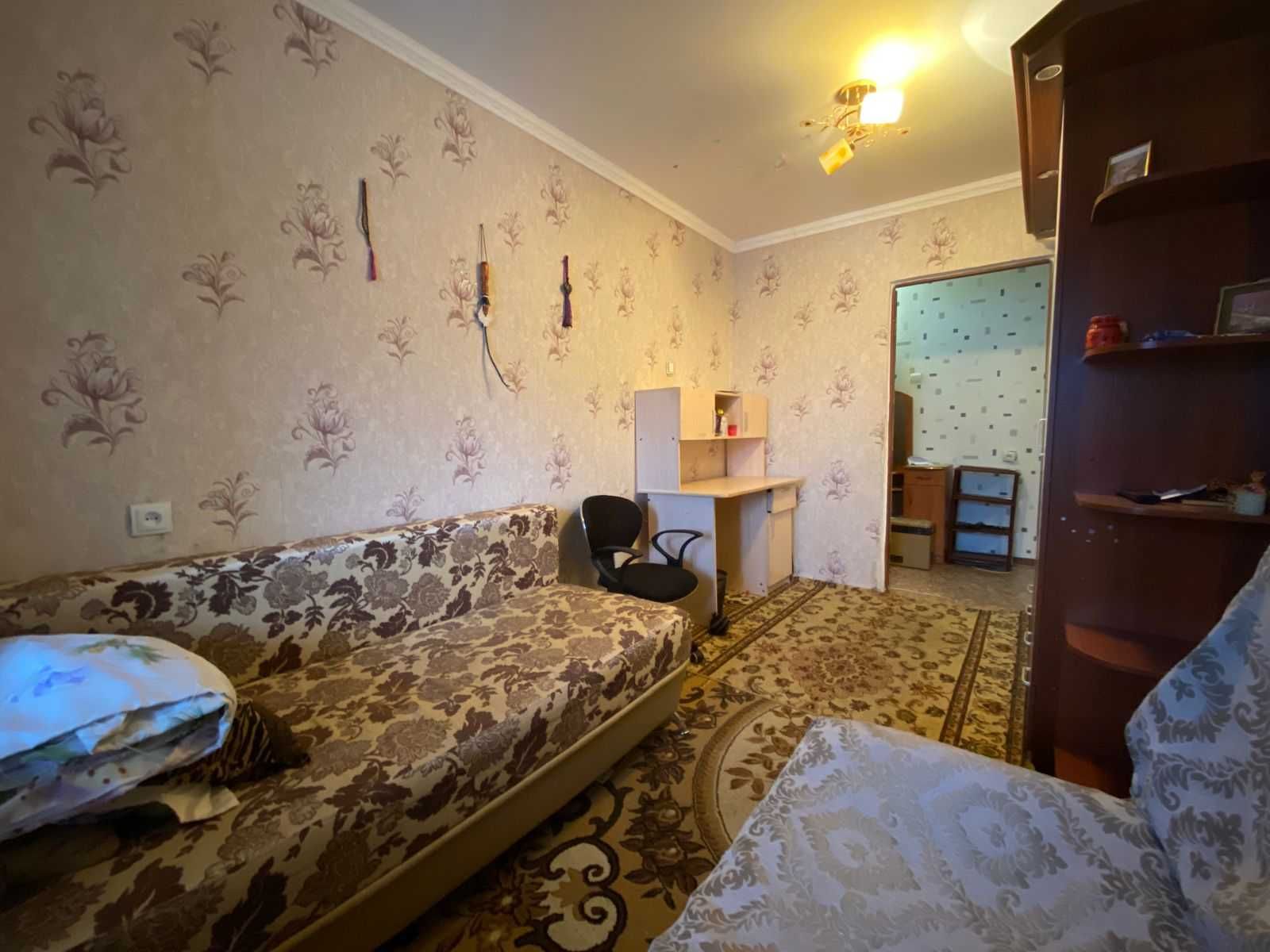 Продам 2-х ком. квартиру!! - 22 мкр.