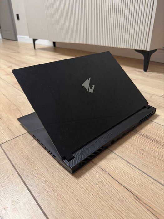 Ноутбук Gigabyte Aorus 15 BSF