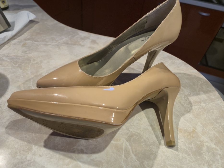 Pantofi NeroGiardini nr.39