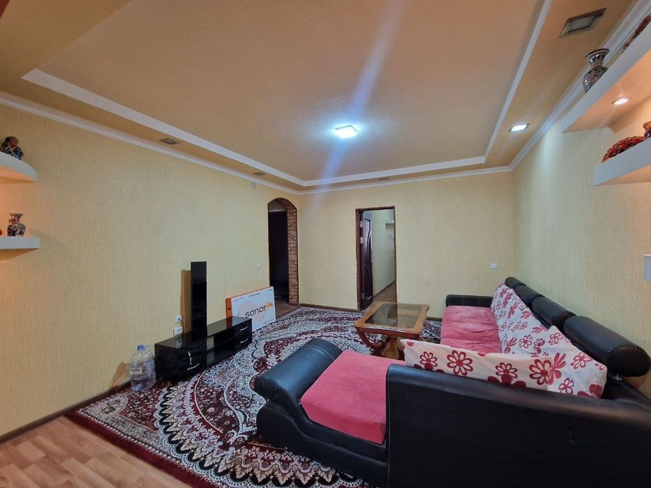 4 хонали квартира оилага ижарага берилади! Саёхат магазин