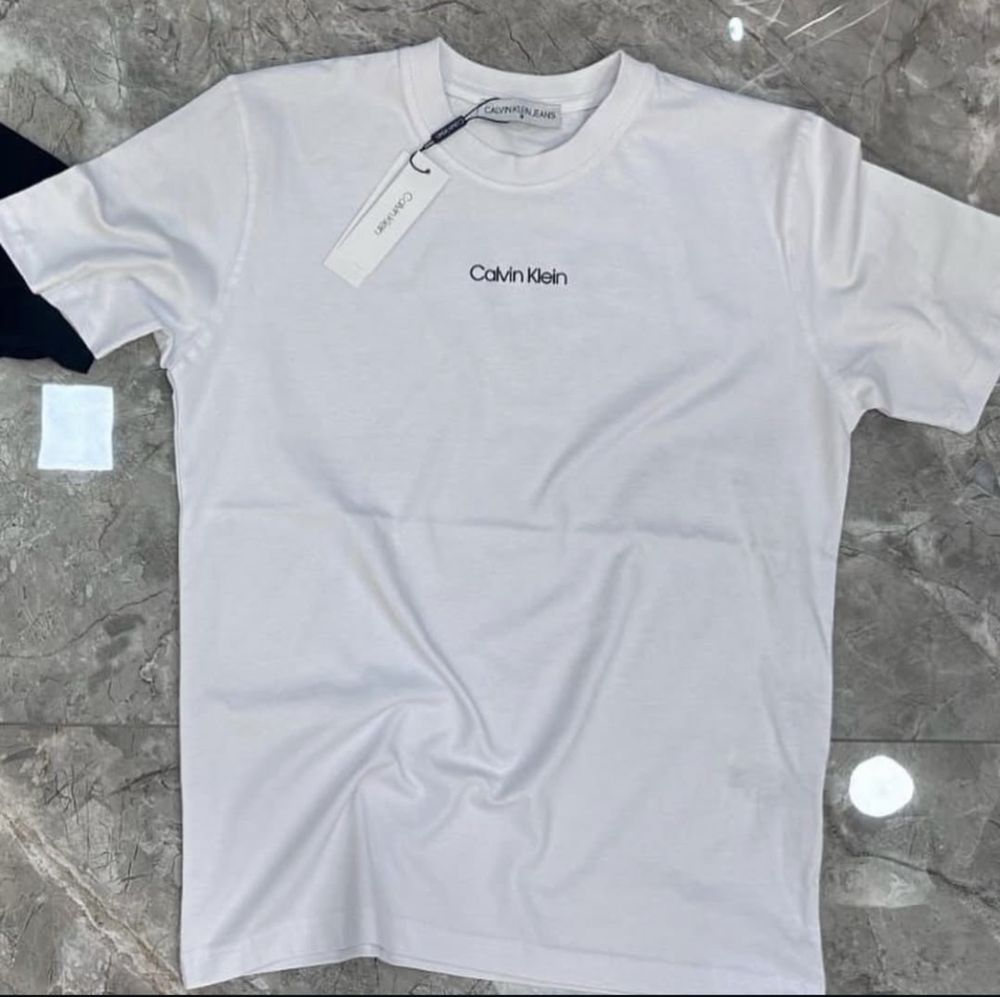 Мъжки тениски boss calvin klein armani gucci