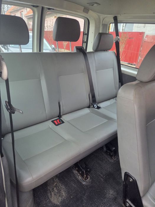 Vw t5 8+1 motor 2.5 136 cp an 2008