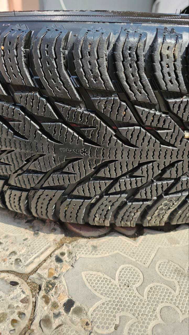 Nokian Hakkapeliita R3 SUV 235/65/R18 зимняя на дисках с TPMS