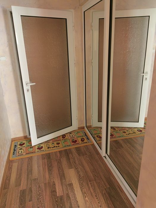 Дава се под наем Двустаен апартамент в Сливен, Център - 60 кв.м за 280.5 € - Снимка #2