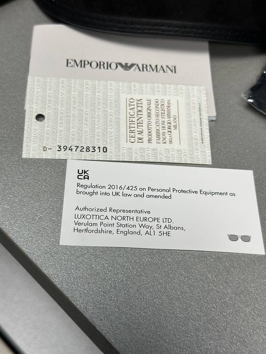 Слънчеви очила Emporio Armani