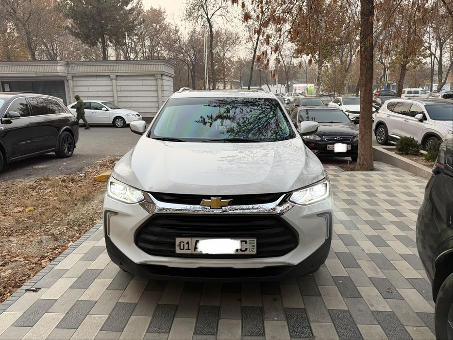 Tracker 2 premier plus, 2024