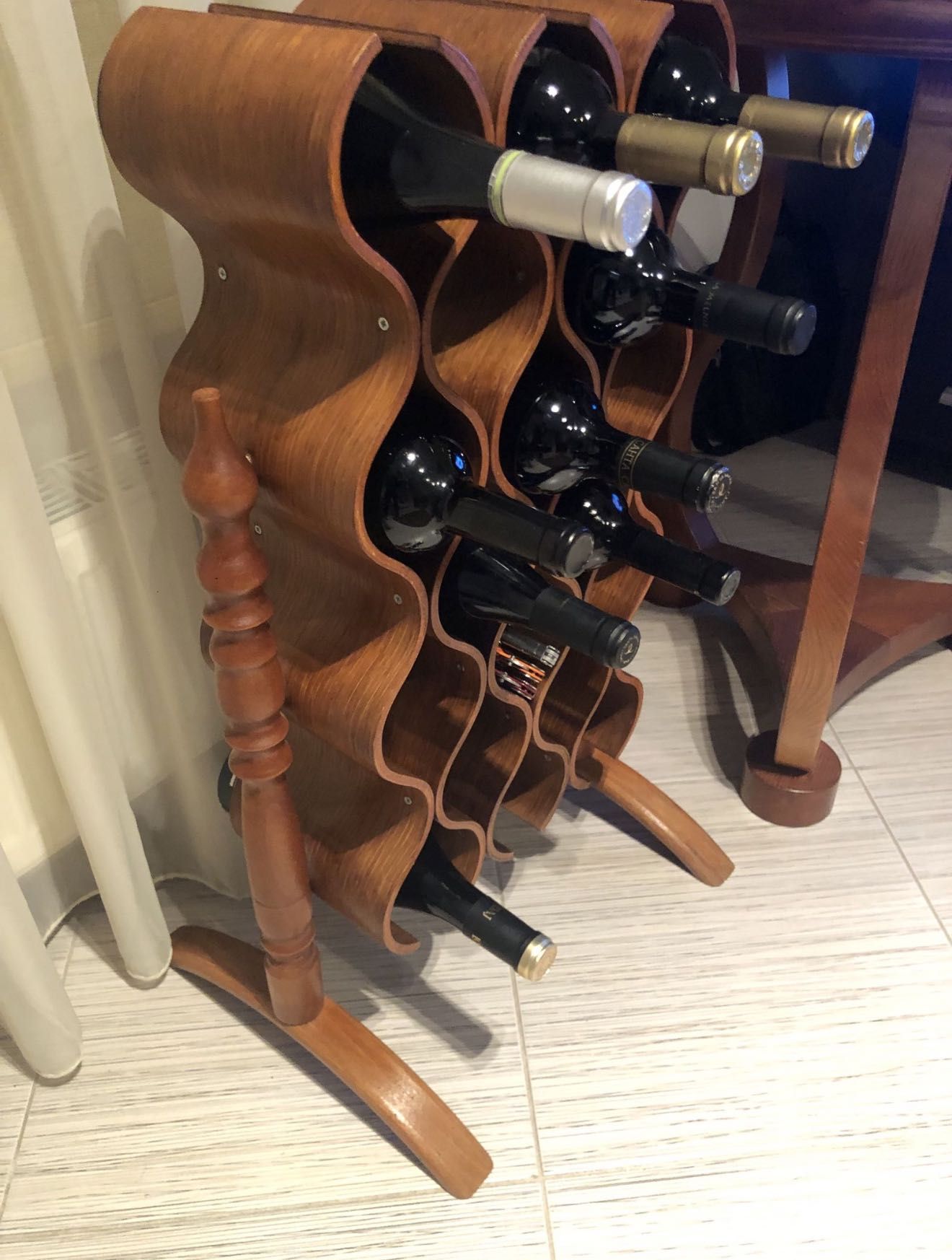 Дизайнерска стойка за вино Legnoart Bottle Rack