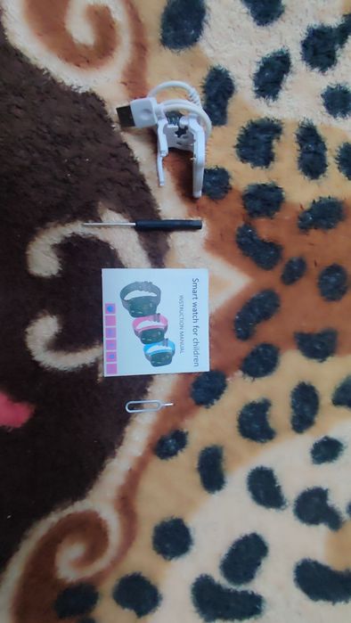 Срочно! Продам 2 Часов Детские Смарт и Мибенд 4