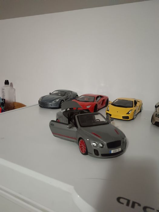 Macheta 1:18 Bentley