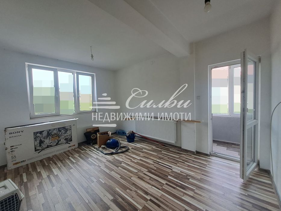 Продава се Тристаен апартамент в Шумен, Център - 74 кв.м за 1586 €/кв.м - Снимка #6