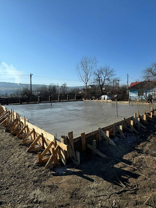 Case, Cabana stil A-Frame, terase si foisoare din structura de lemn