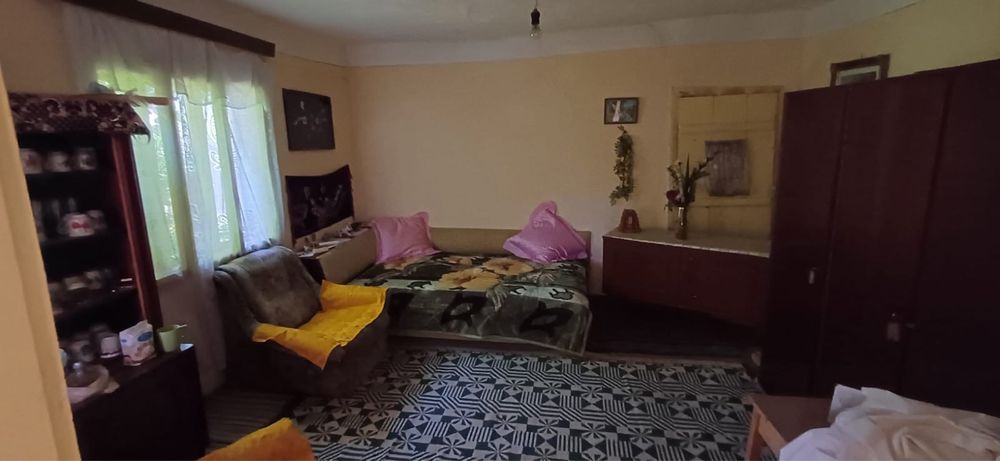 Casa de vanzare
