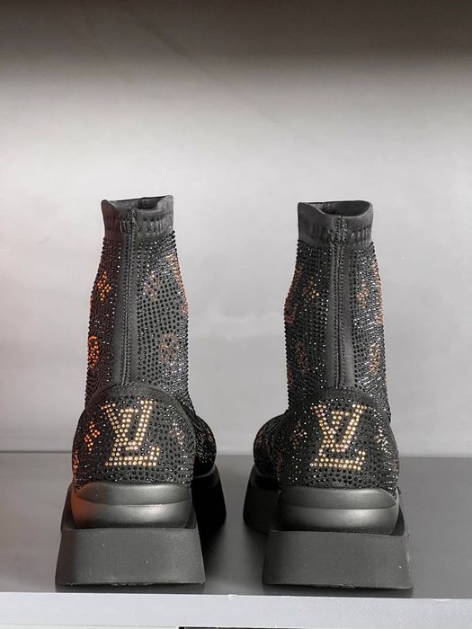 Prada  Louis Vuitton Cizme elastice acoperite cu strasuri