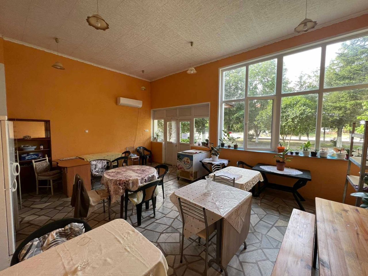 Продава се Заведение в с. Ряхово, Област Русе - 129 кв.м за 400 €/кв.м - Снимка #3