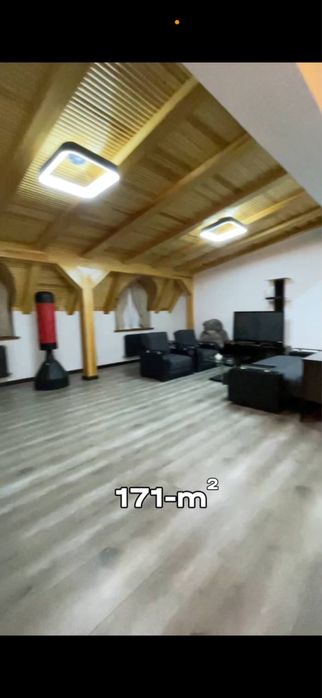 продаётся квартира Мирзо улугбекском района