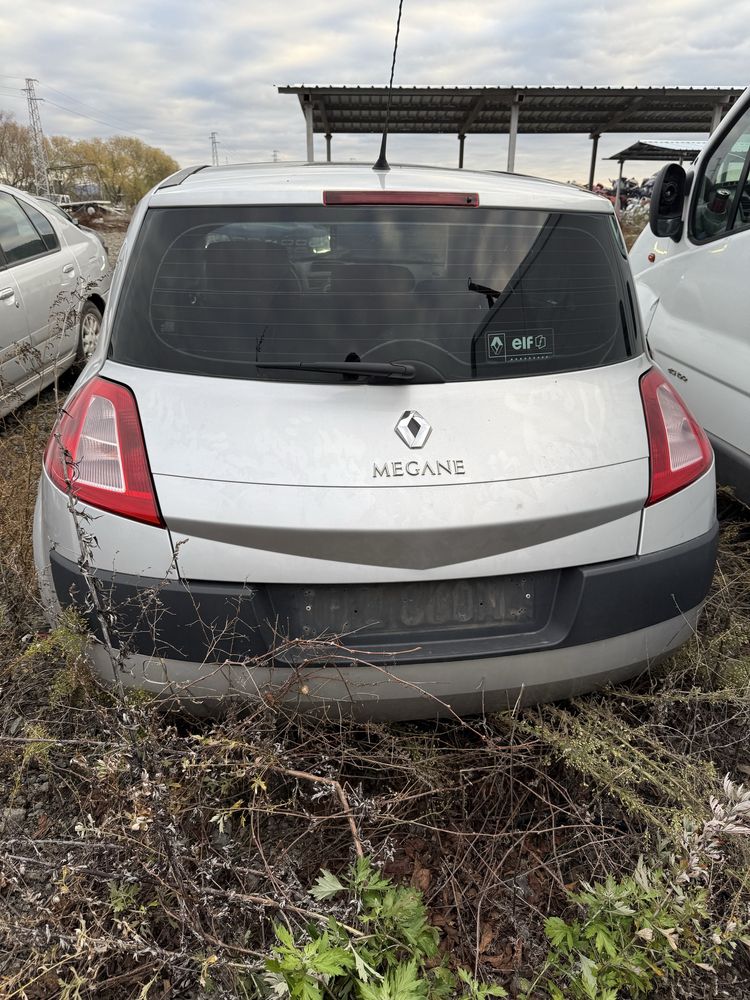 Renault Megane 1.6i 16V на части