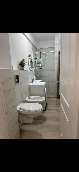 De închiriat apartament 2 cam