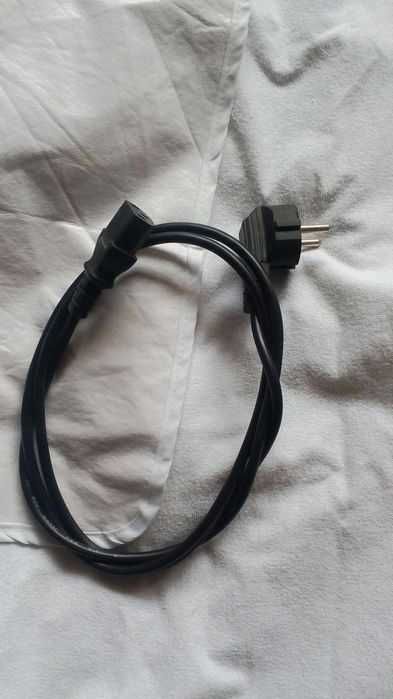 Захранващ кабел за компютър 1.5 м Черен