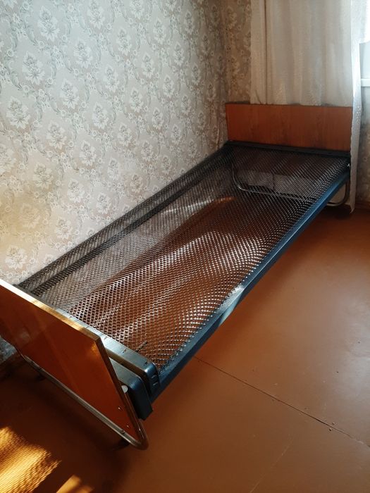 Кровать панцерная полуторка