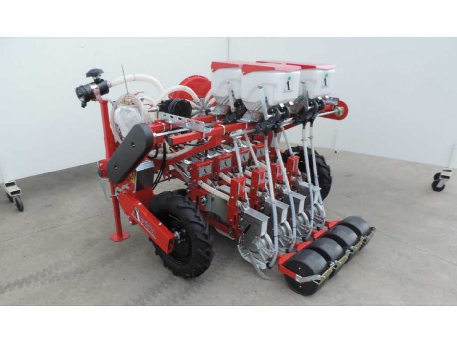 Semănătoare pneumatică de precizie AGRICOLA SNT2-290