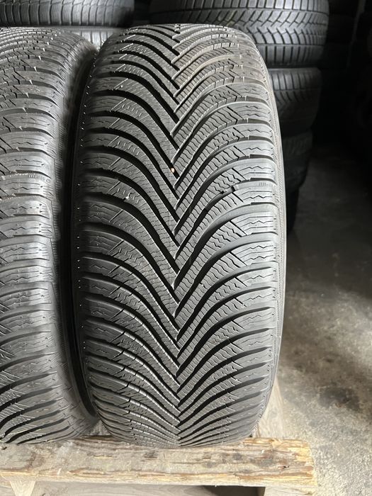 2 anvelope de iarna 215/55/17 Michelin , 8 mm !