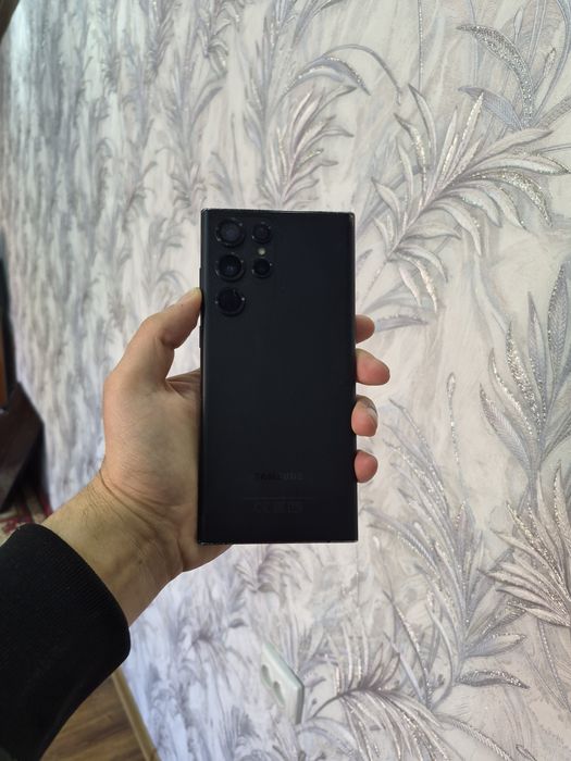 Srochno Samsung S22 Ultra 2sim 12/256g  sotiladi