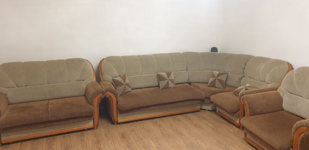 Продам угловой диван