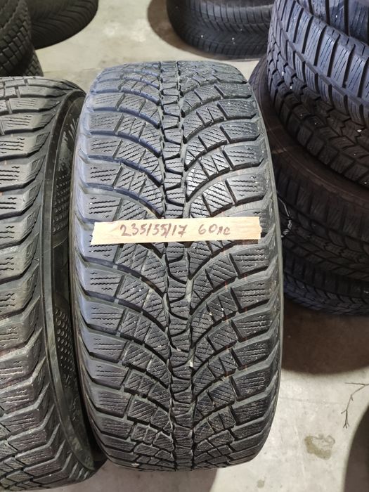 235/55/17 Kumho WinterCraft