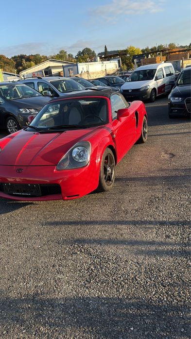 Toyota MR2  model 2000
