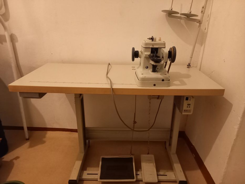 Скорняжная машинка