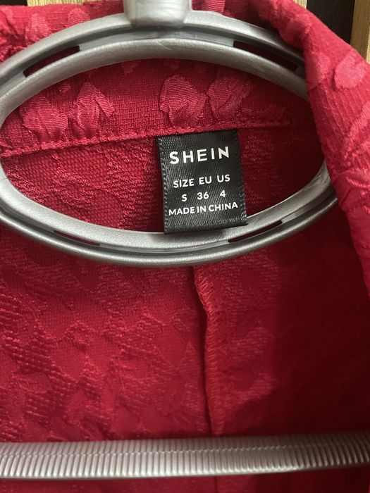 Sacou rosu shein