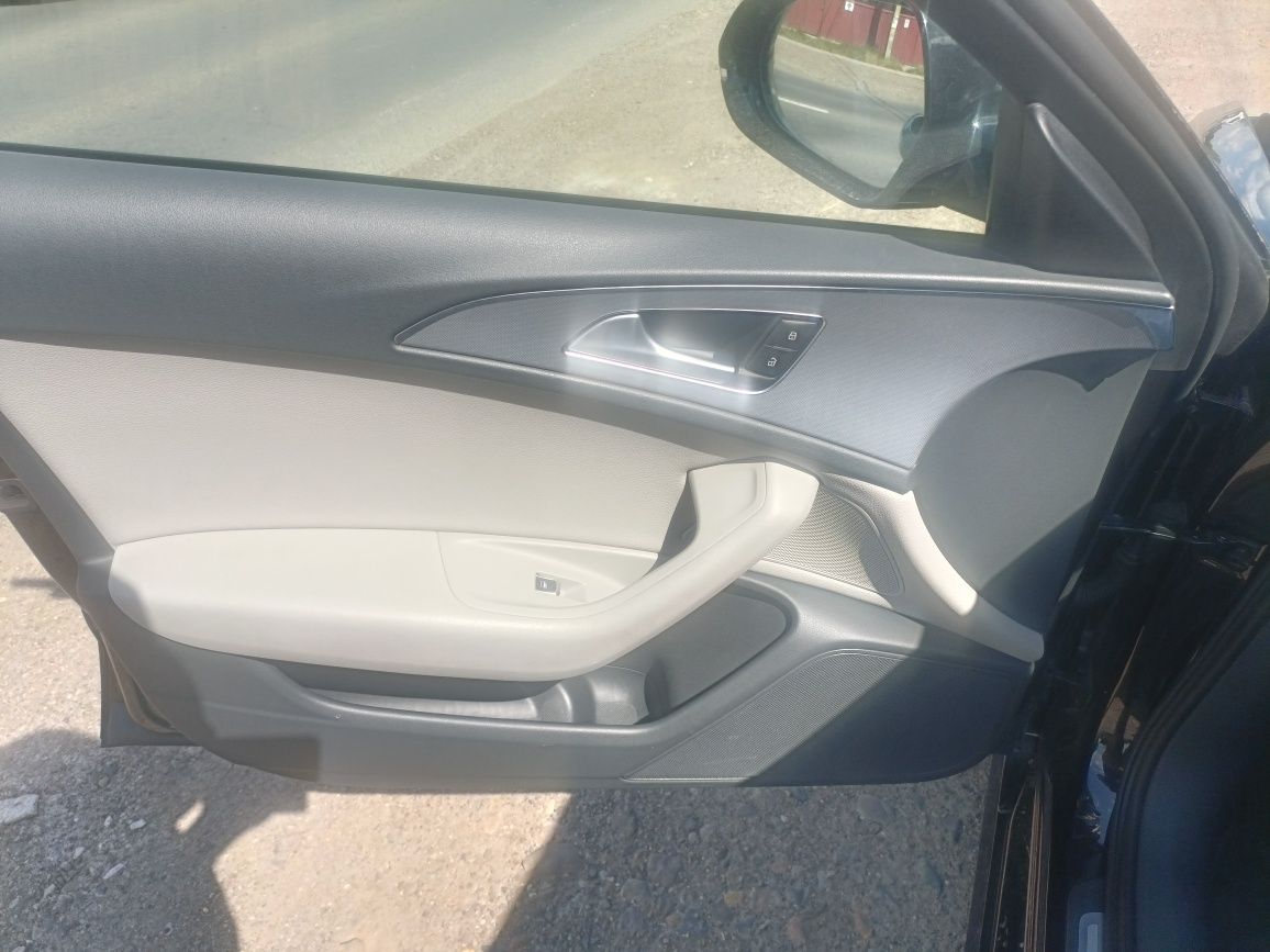 Portiera față Audi A6 C7 Ultra facelift S Line Executive dreapta stang