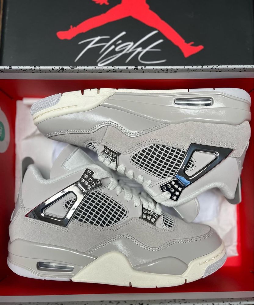 Jordan 4 frozen moments