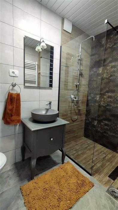 Дава се под наем Двустаен апартамент в Бургас, Център - 58 кв.м за 204 € - Снимка #1