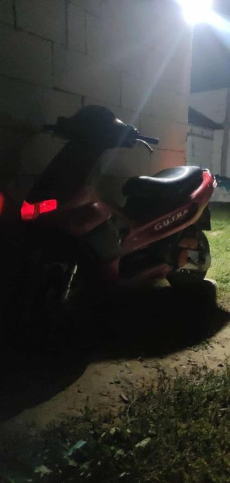 Vând scuter gilera runner 70cc full malossi