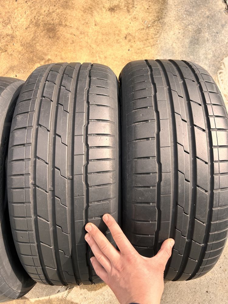 225/55/17 Hankook