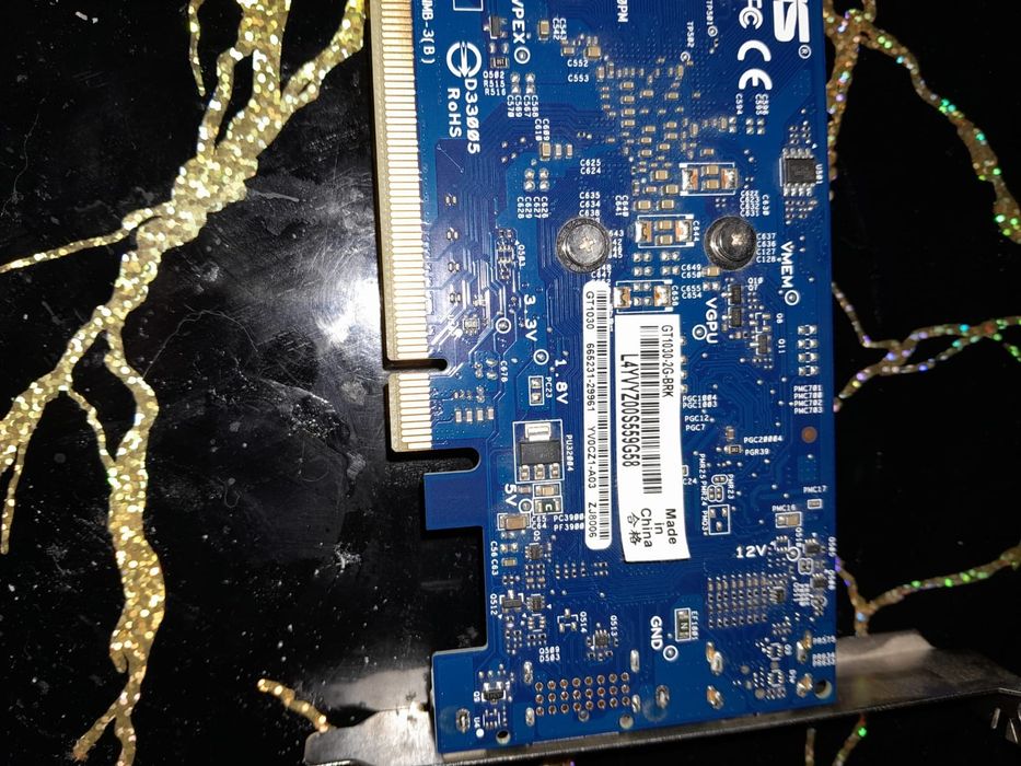 Продам asus 1030 новая