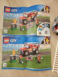 Лего сити камионът на командира на пожарната