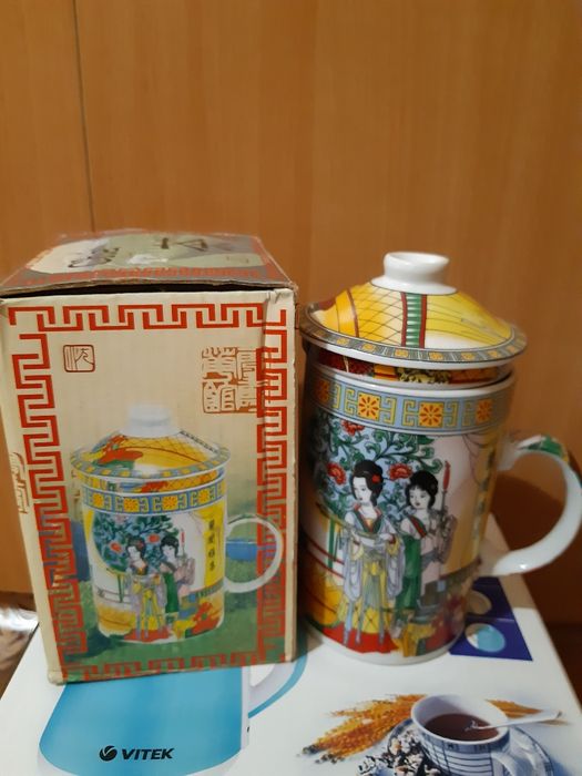 Посуда новая разная