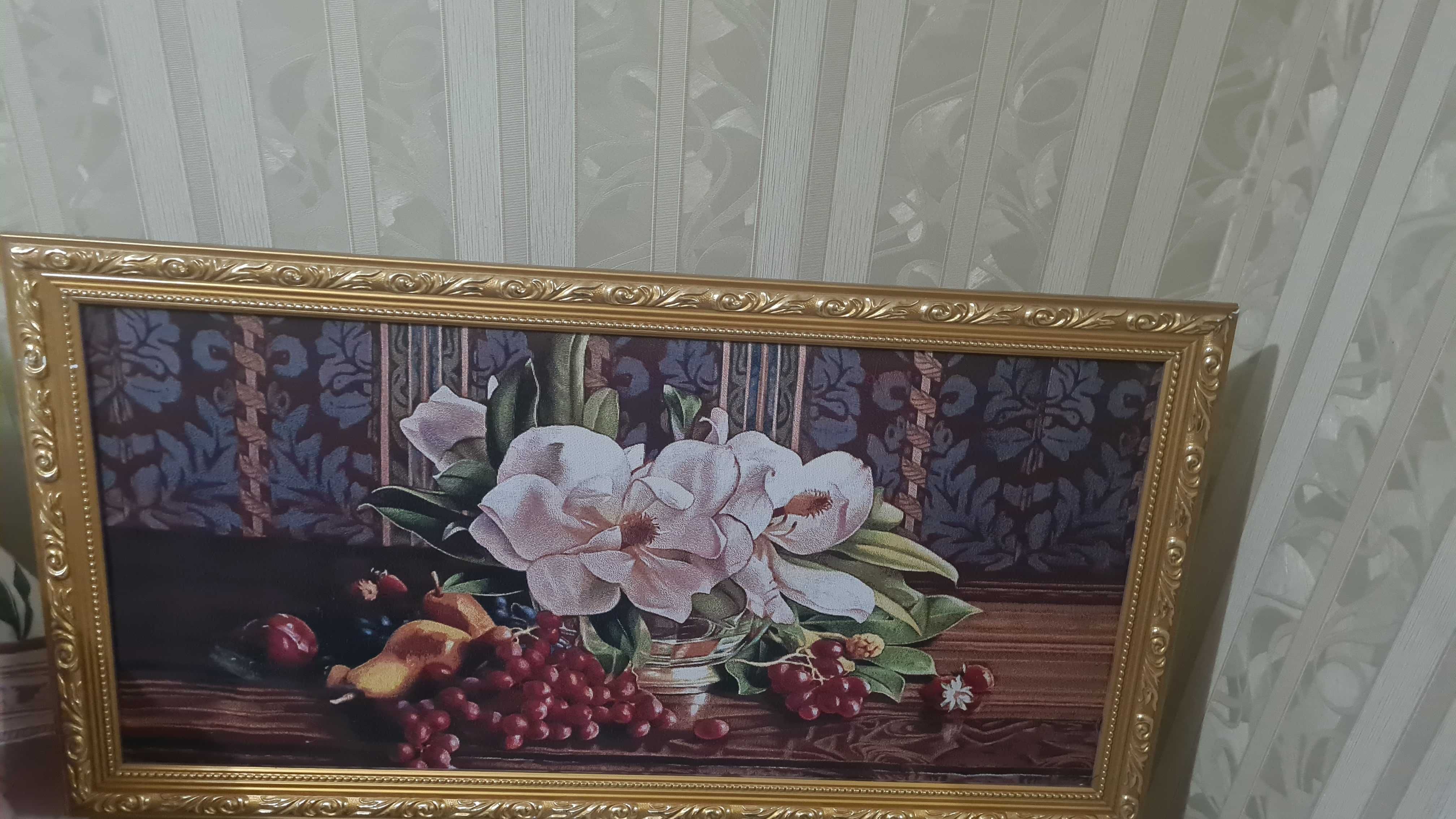 Картина гобеновая вышивка в красивой раме
