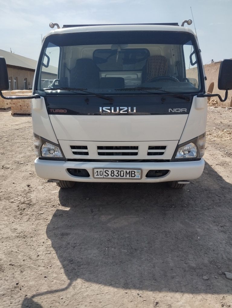 Isuzu samasval sotiladi