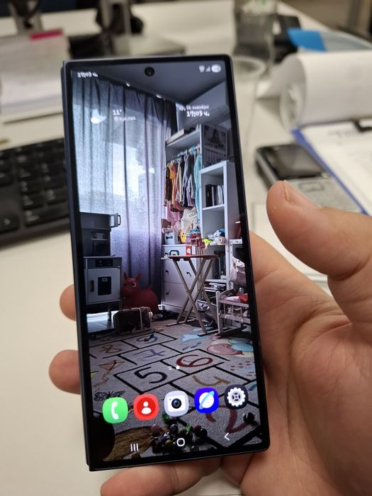 Samsung Z Fold 6 256GB 12GB в Гаранция.