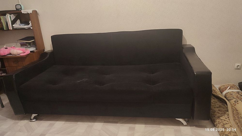 Продам б/у диван