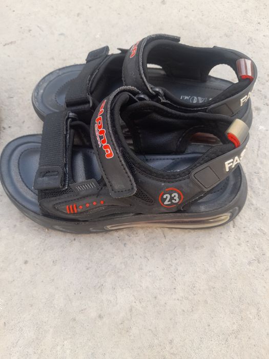 Туфли ўғил боллар учун